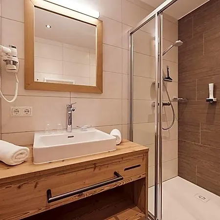 Hotel Schuetzenhof *